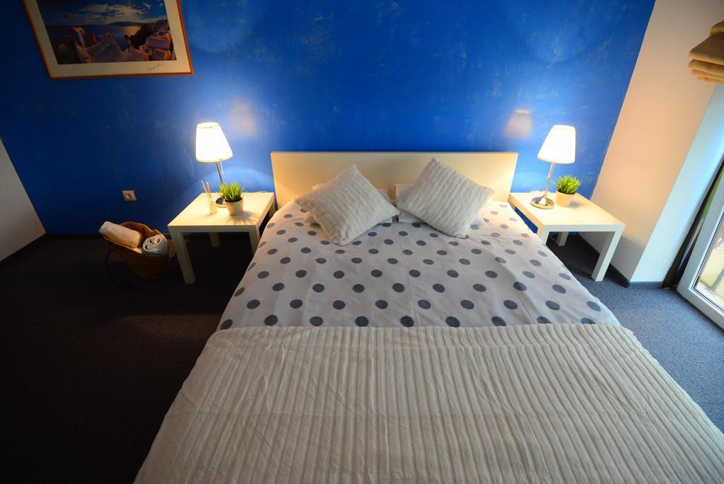 Hotel Biscuit Cluj-Napoca Room photo
